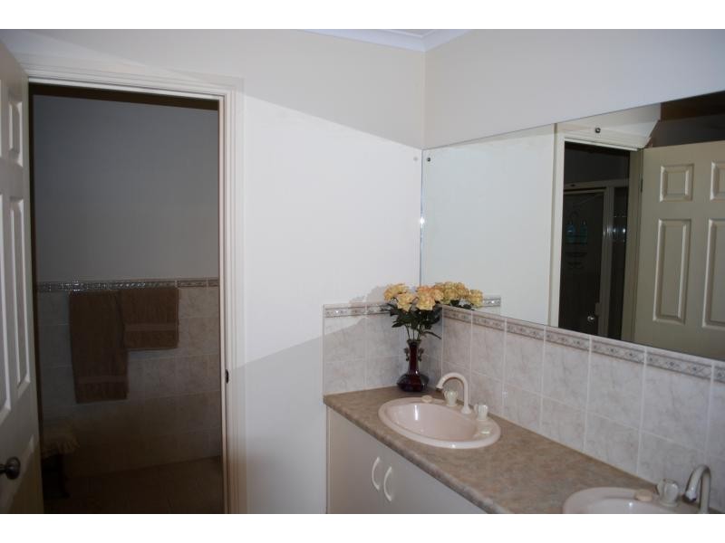 4 Penny Street, Mount Barker SA 5251