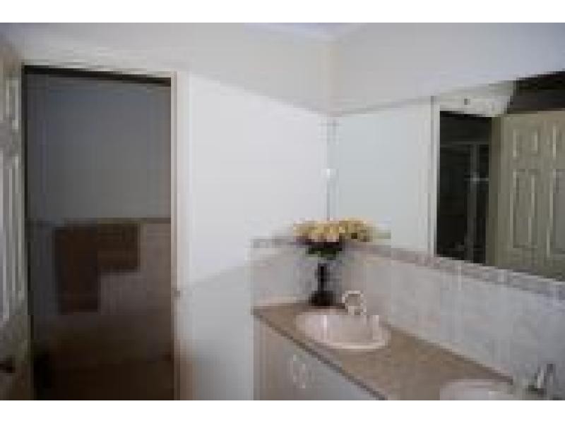 4 Penny Street, Mount Barker SA 5251