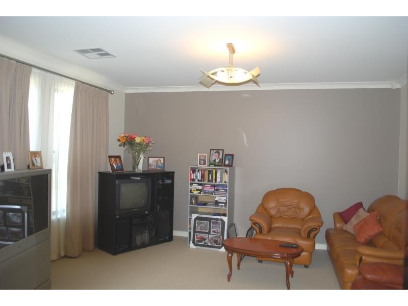 15 Yaktanga Way, Mount Barker SA 5251