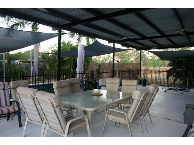 111 Tokmakoff Rd, Katherine NT 0850