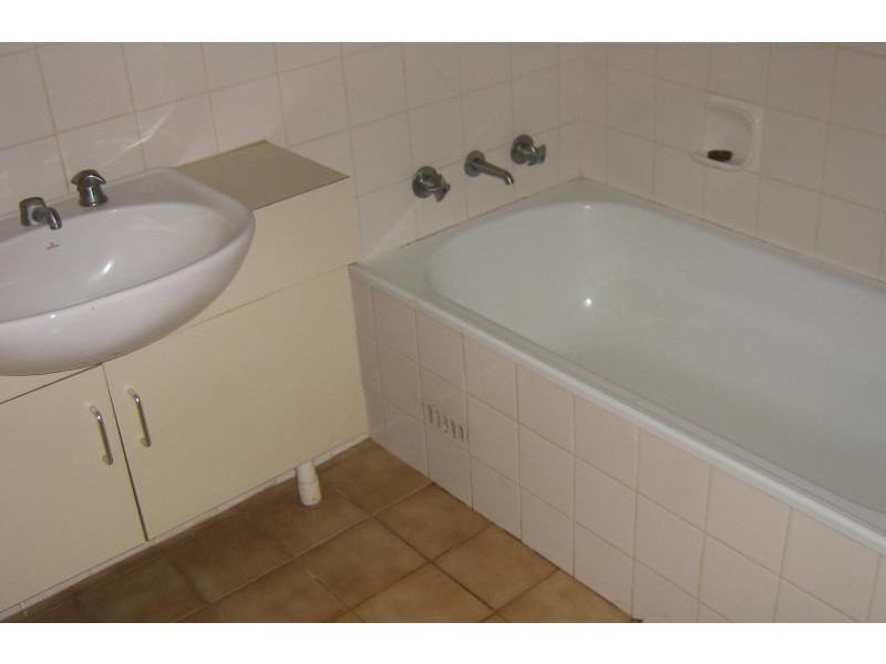 10 Kurrajong Crt, Katherine NT 0850