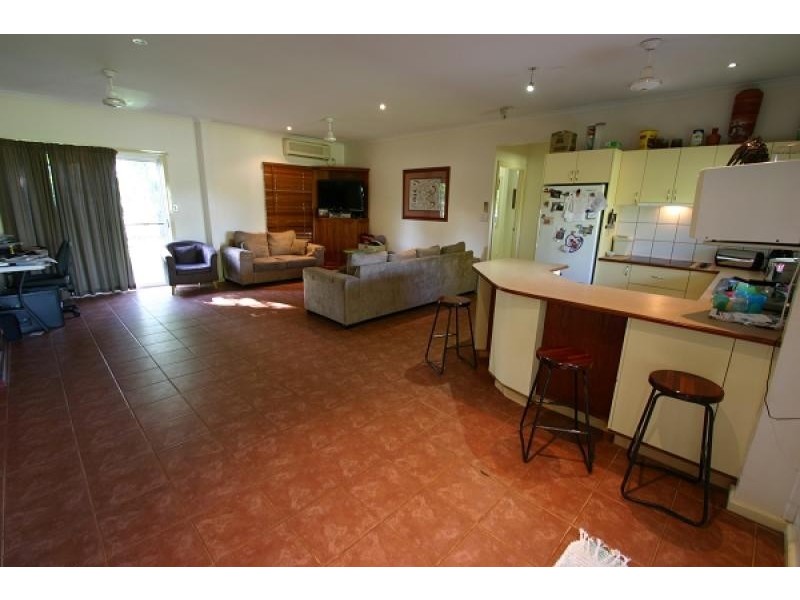 143 Tokmakoff Rd, Katherine NT 0850