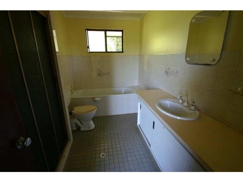 308 Zimin Dr, Katherine NT 0850