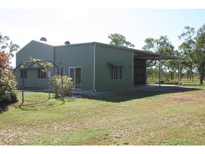 90 Hall Rd, Katherine NT 0850