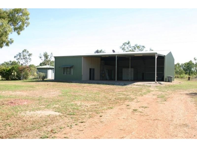 90 Hall Rd, Katherine NT 0850