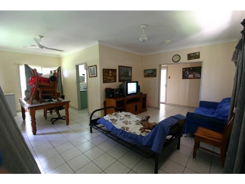12 Elliott St, Katherine NT 0850
