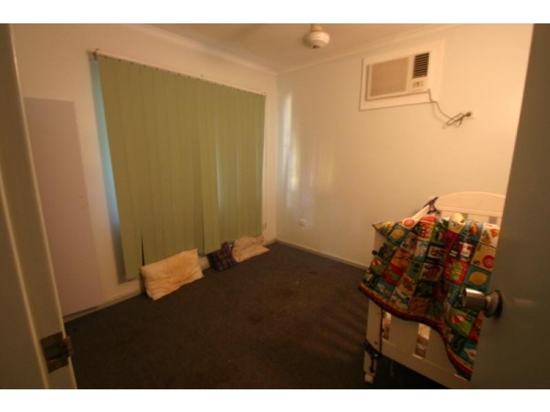 Unit 1, 5 Power Cres, Katherine NT 0850