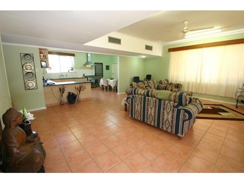 4 Dakota St, Katherine NT 0850