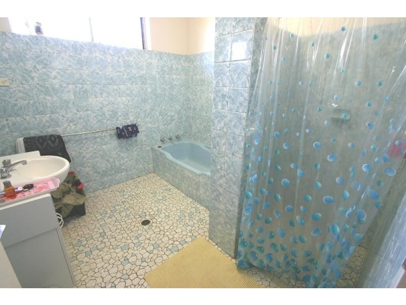 4 Dakota St, Katherine NT 0850