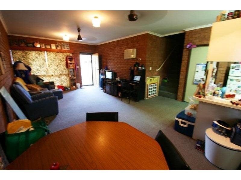 Unit 3 , 10 Acacia Dr, Katherine NT 0850