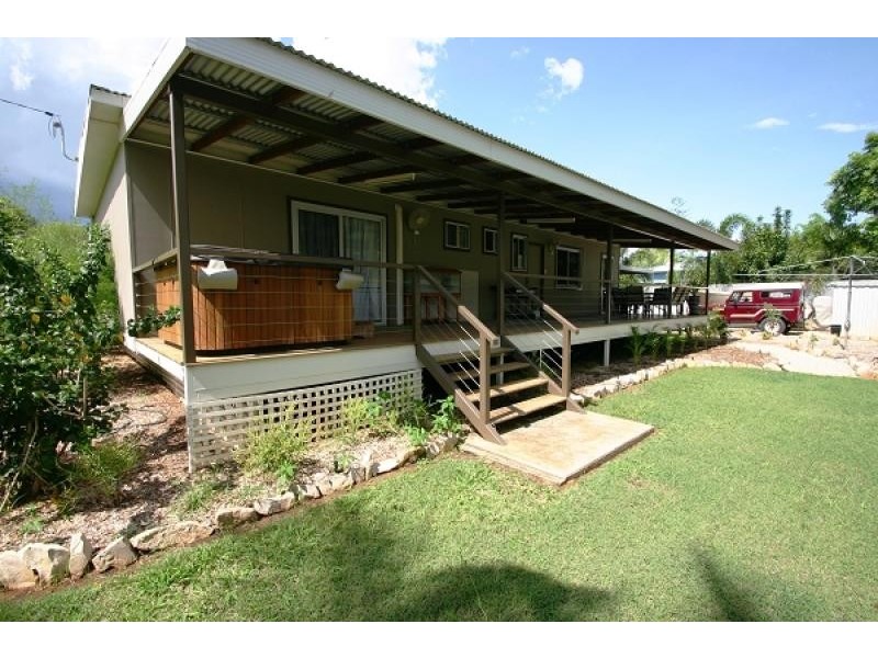 9 Cameron St, Katherine NT 0850
