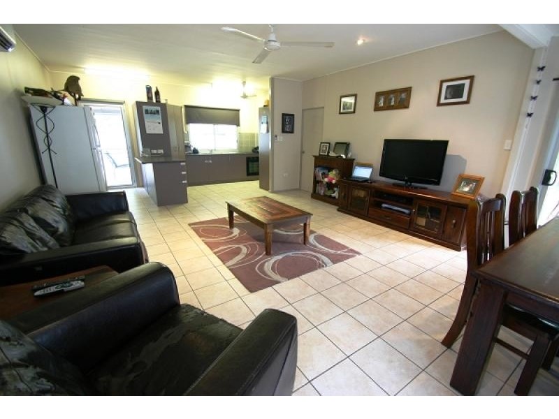 9 Cameron St, Katherine NT 0850