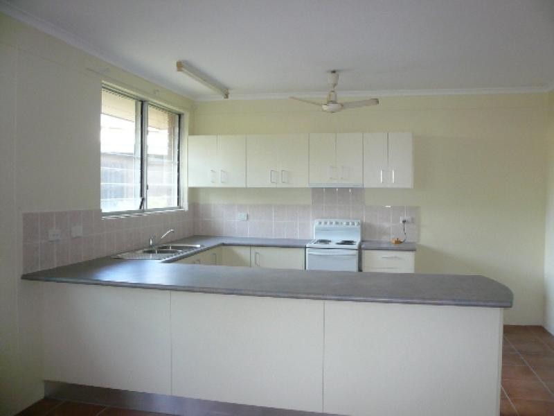 13 Holtze Cres, Katherine NT 0850