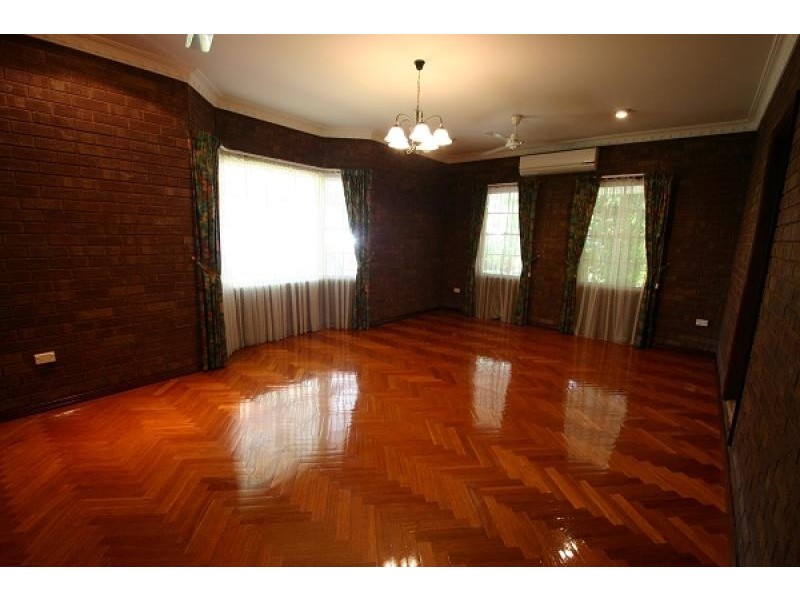 8 Grevillea Rd, Katherine NT 0850