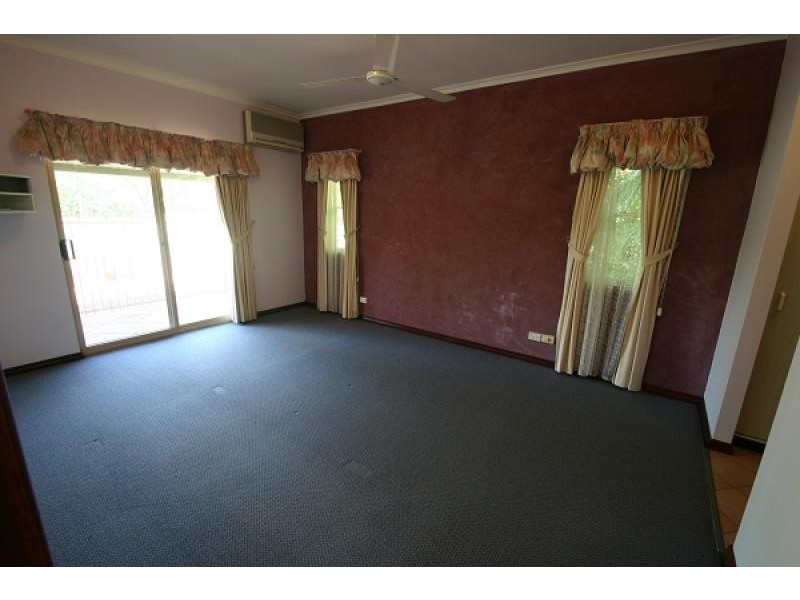 8 Grevillea Rd, Katherine NT 0850