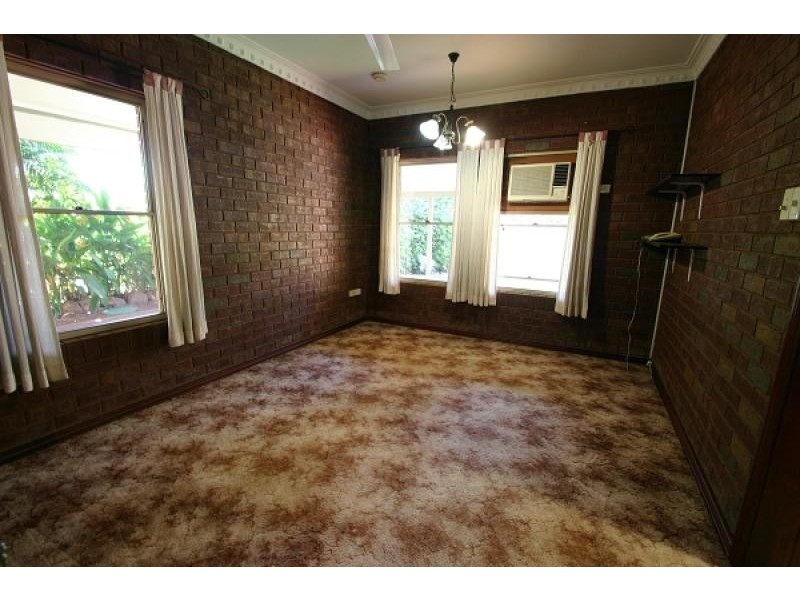 8 Grevillea Rd, Katherine NT 0850