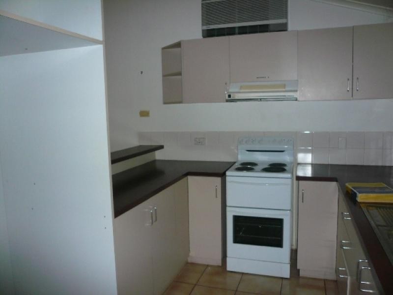 24 Sandalwood Cres, Katherine NT 0850