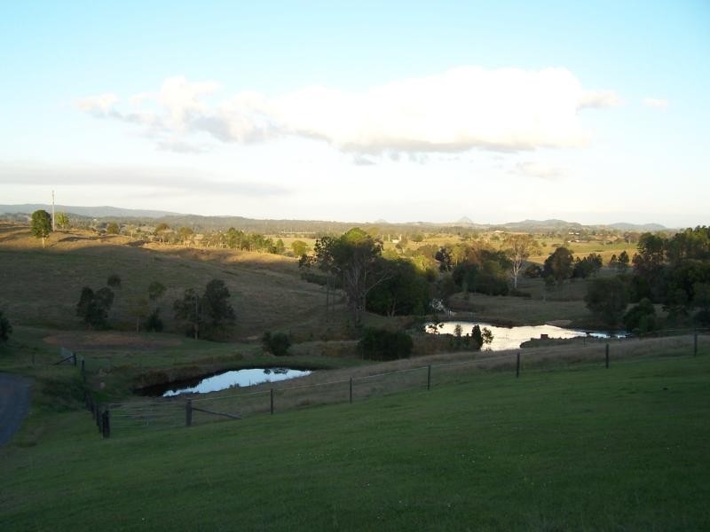 17 Ilga Road, Lagoon Pocket QLD 4570