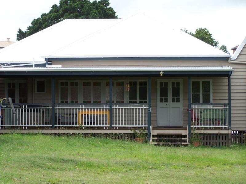 24 Caledonian Hill, Gympie QLD 4570
