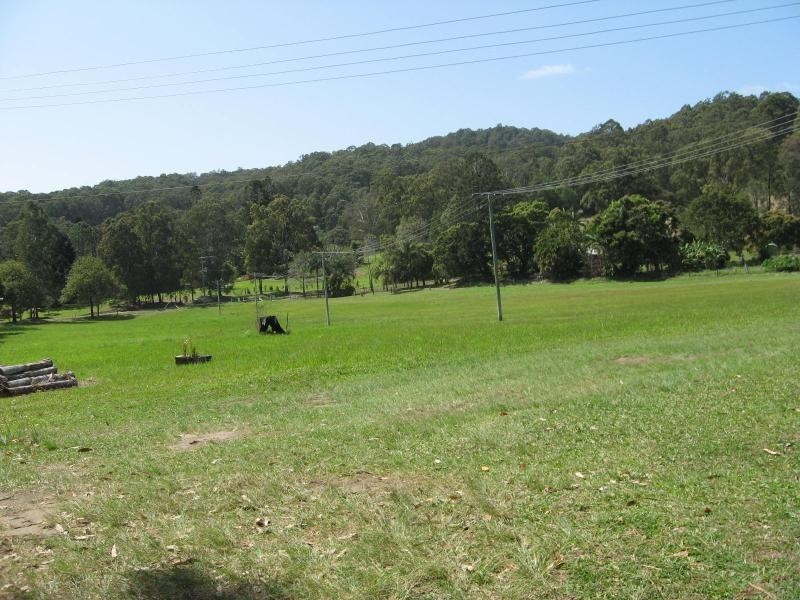 Wolvi QLD 4570