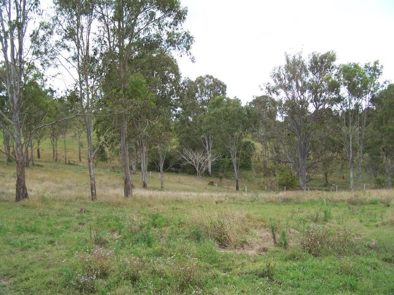 8 Sunrise Circle, The Dawn QLD 4570