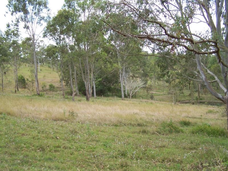 8 Sunrise Circle, The Dawn QLD 4570