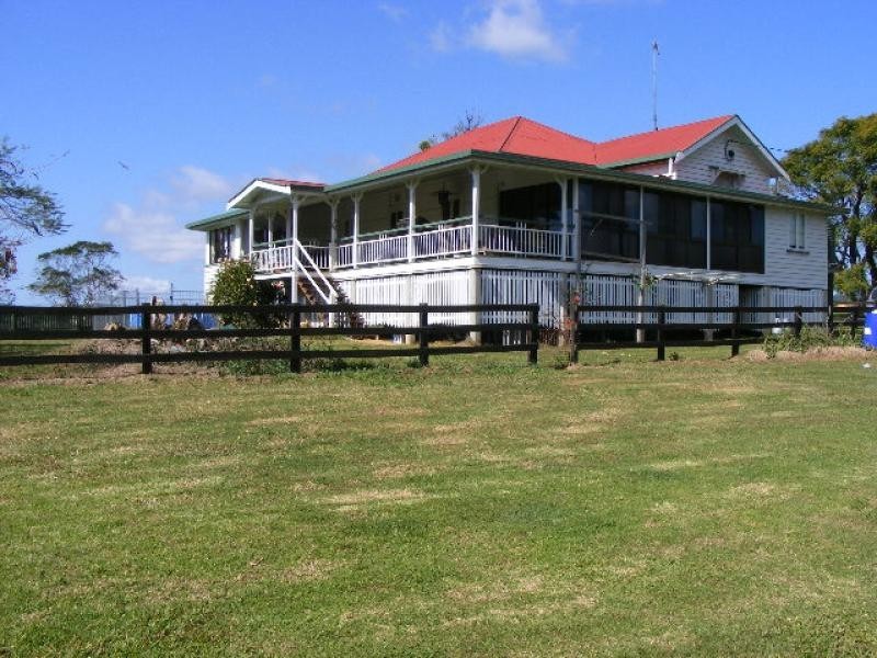 700 Neusavale Road, Neusa Vale QLD 4570