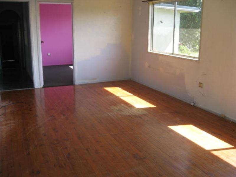 5 George St, Cooran QLD 4569