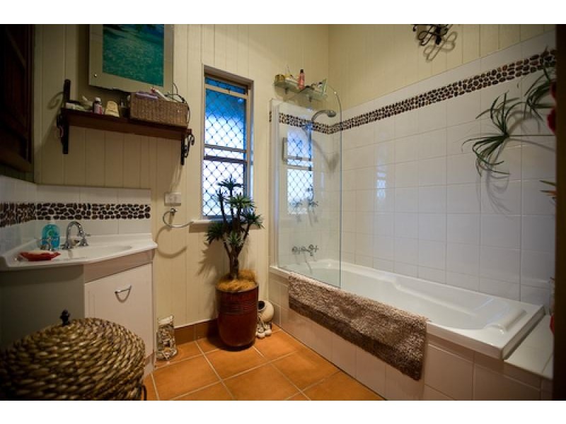 9 Jum Jum Court, Lower Wonga QLD 4570