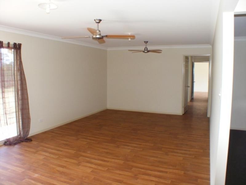 18 Langara Drive, Southside QLD 4570