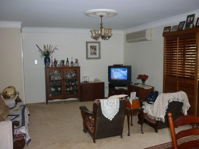 7 Lindsay, Southside QLD 4570