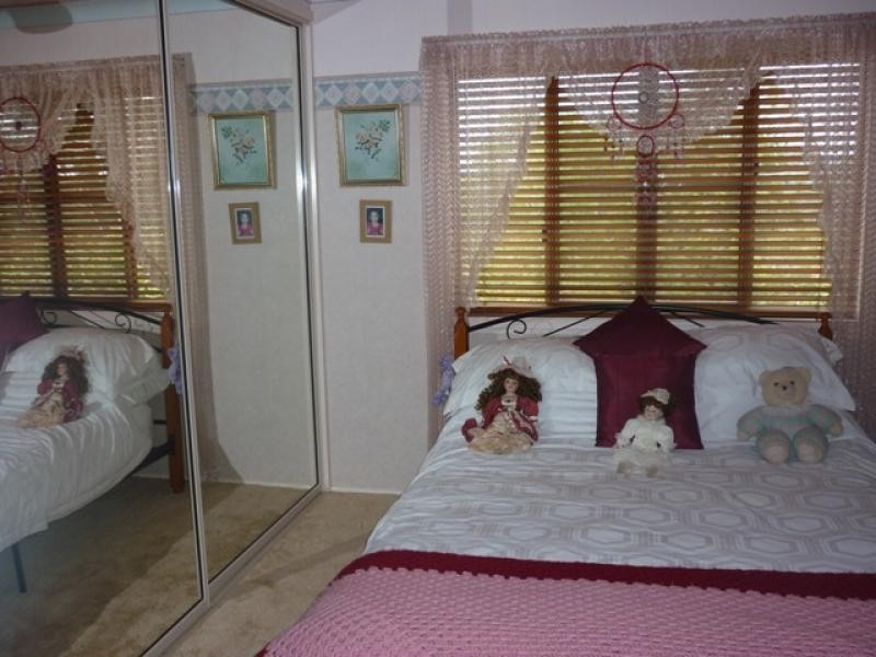 7 Lindsay, Southside QLD 4570