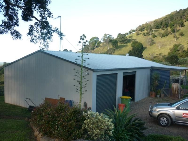 366 Mullins Creek Rd, Goomboorian QLD 4570