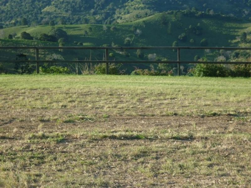 366 Mullins Creek Rd, Goomboorian QLD 4570