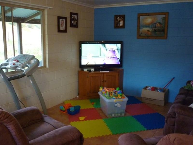 1226 Kin Kin, Wolvi QLD 4570