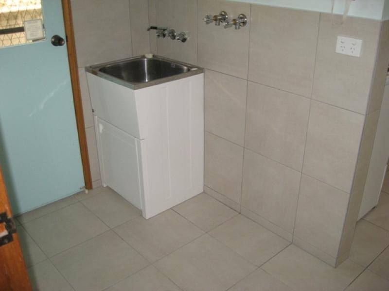 5 Stephenson Place, Monkland QLD 4570