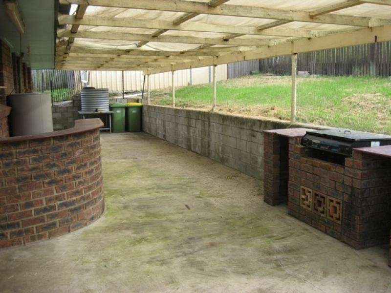 5 Stephenson Place, Monkland QLD 4570