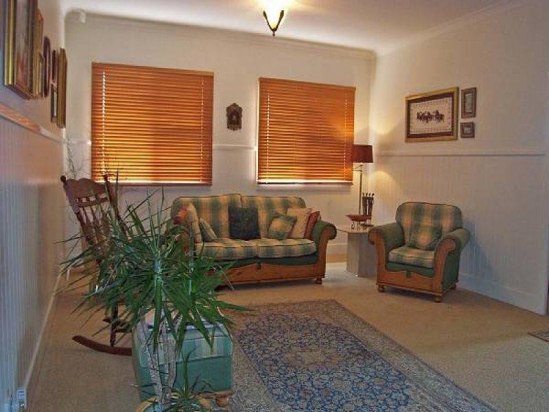 63 COMMERCIAL ROAD, Yarram VIC 3971