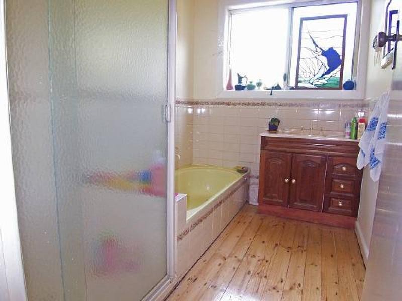 12 Donoghues Road, Yarram VIC 3971