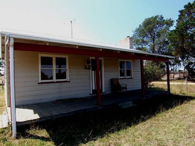 122 Church Road, Yarram VIC 3971