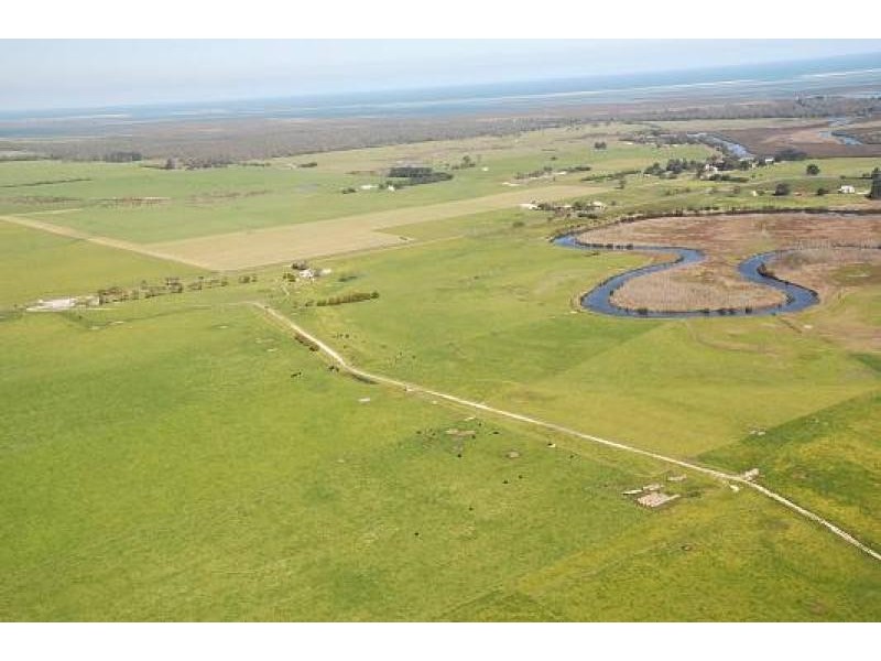 5868 Old Sale Road, Yarram VIC 3971