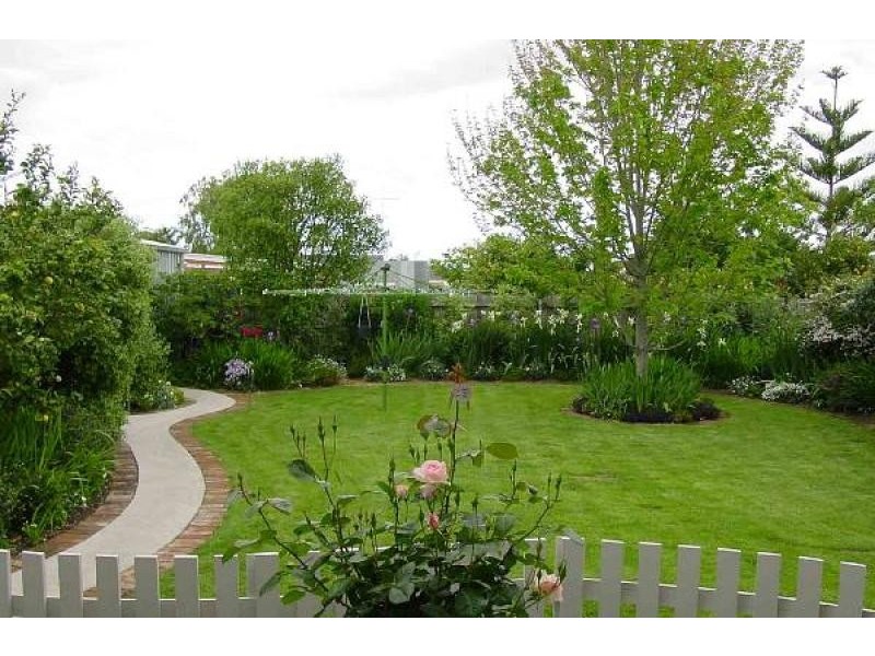 9 WESLEY STREET, Yarram VIC 3971