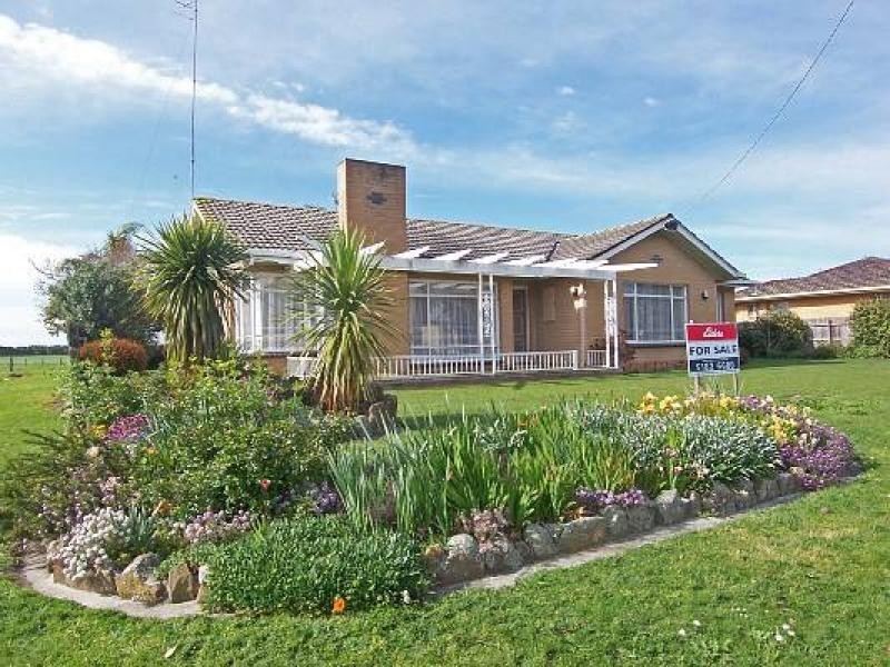 1 EVELYN STREET, Yarram VIC 3971