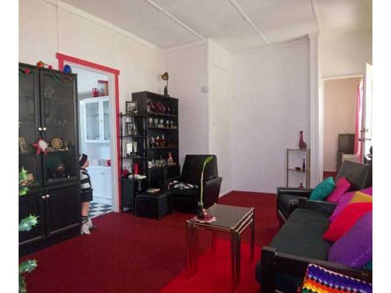 8 BRUCE STREET, Yarram VIC 3971