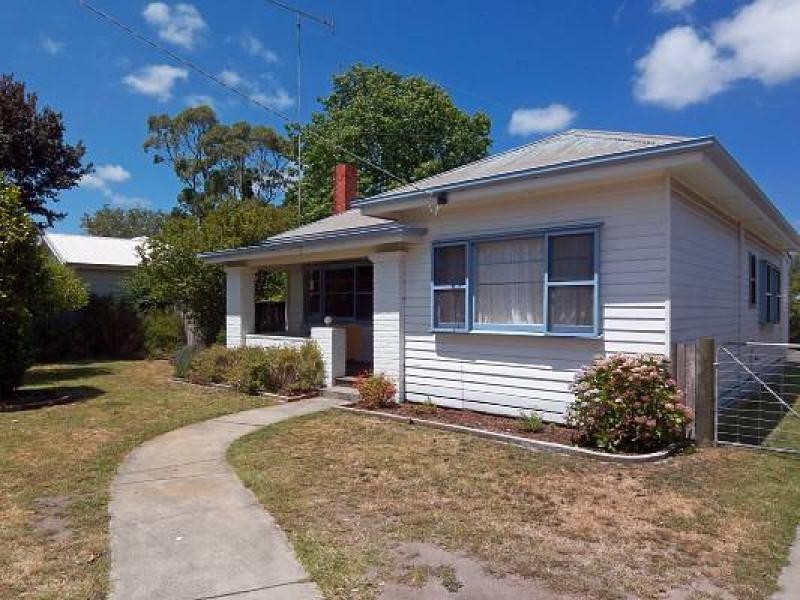 71 Commercial Road, Yarram VIC 3971