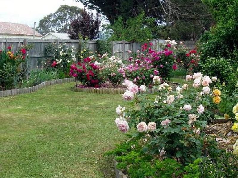 24 WESLEY STREET, Yarram VIC 3971