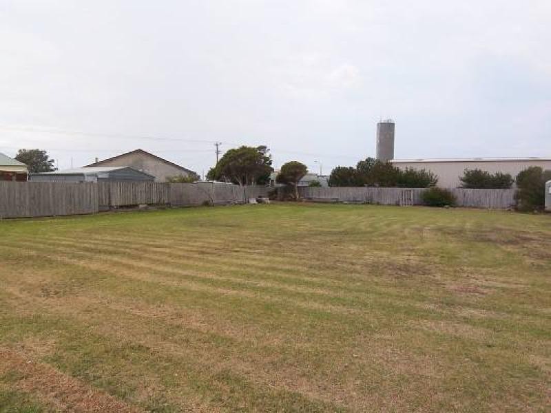 6 VICTORIA STREET, Port Albert VIC 3971