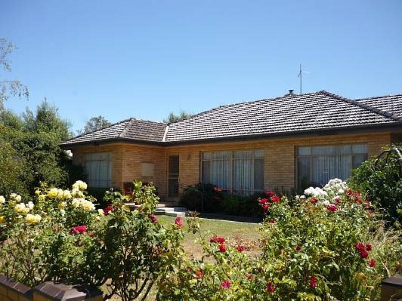 11 QUEEN STREET, Yarram VIC 3971