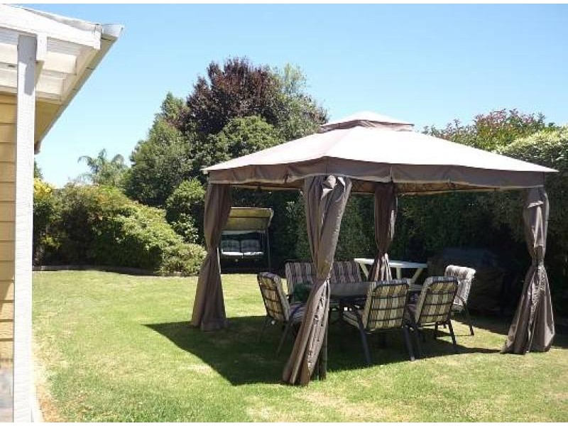 11 QUEEN STREET, Yarram VIC 3971