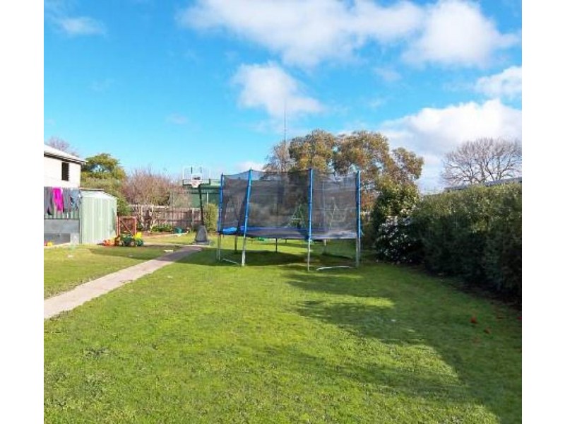 56 FAIRVIEW AVENUE, Yarram VIC 3971